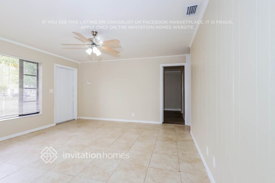 Building Photo - 862 Arlington Dr