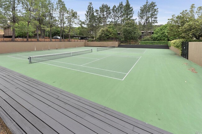 Building Photo - 3br/1.5ba Meadows of Terra Linda Townhouse...