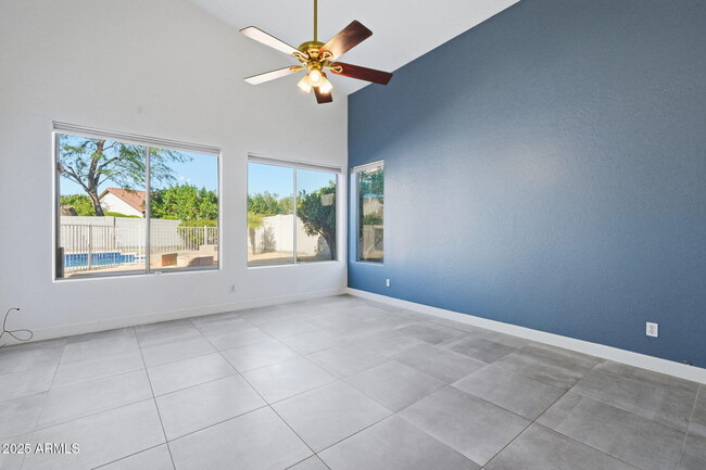 Building Photo - 7842 E Nestling Way