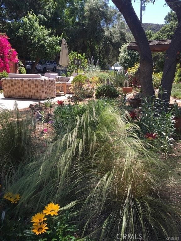 Building Photo - 456 S Skyline Dr