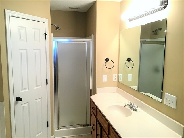 Building Photo - 3498 Torrington Ln