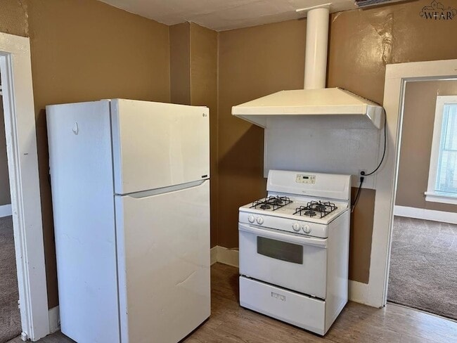 Building Photo - 1604 Britain St