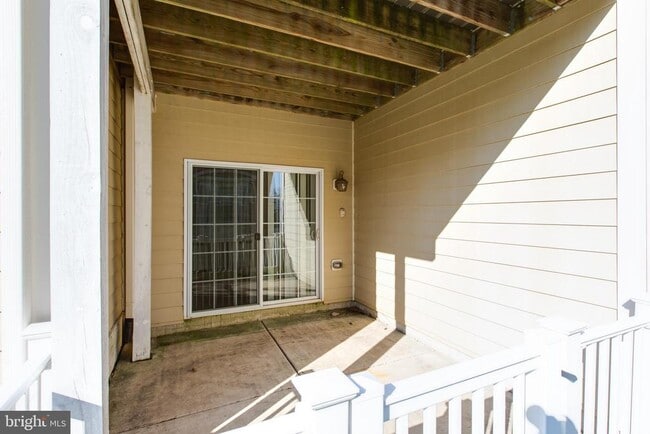 Building Photo - 7757 Crystal Brook Way