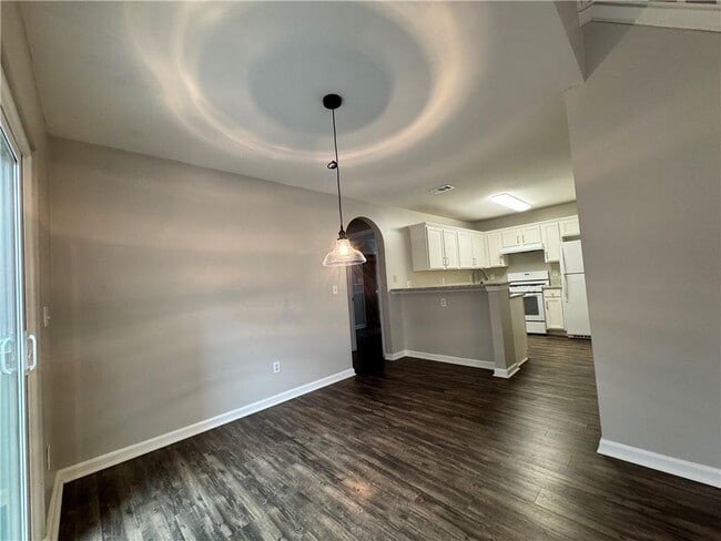 Building Photo - 204 Park Pl