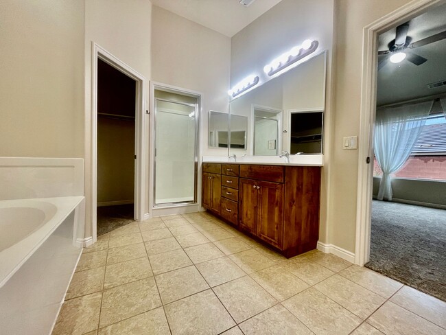 Building Photo - Lovely Pet-Friendly 4-BR Home in Ivins