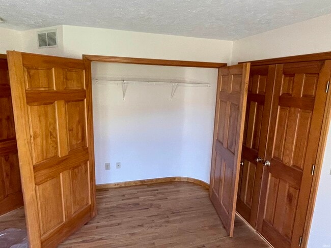 Building Photo - 5893 S Black Ankle Rd