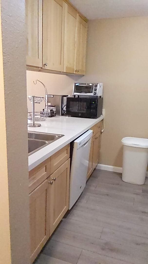 Building Photo - 9416 1st Ave NE