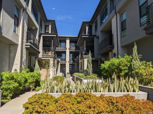 Building Photo - 2950 Via Alta Pl