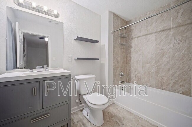 Building Photo - 864 W 36th St