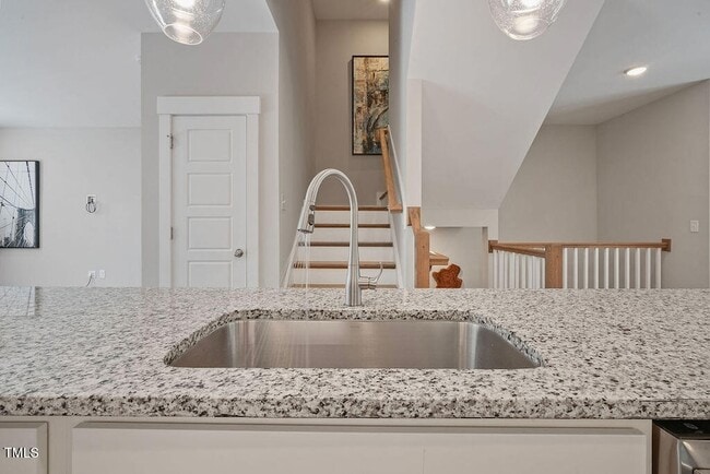 Building Photo - 2075 Eva Pearl Dr