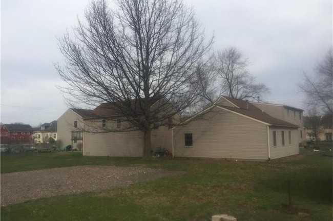 Primary Photo - 317 Heller Rd