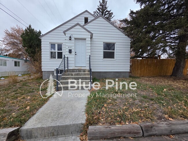 Primary Photo - 485 N Higbee Ave