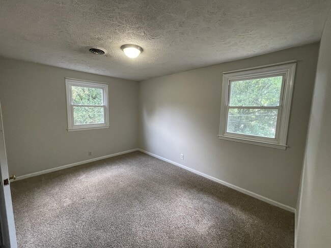 Building Photo - 174 Ocala Dr