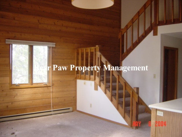 Building Photo - Great 2 bedroom Condo in North Evergreen!!