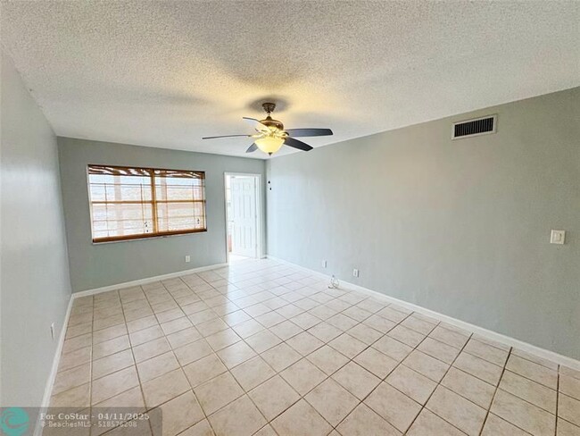 Building Photo - 1310 NW 43rd Ave