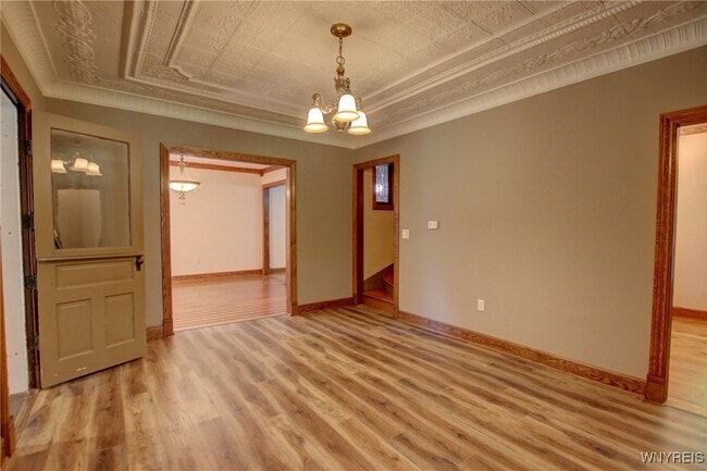 Building Photo - 5880 Draudt Rd