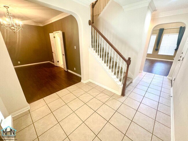 Building Photo - BEAUTIFUL 4 bed/2.5 bath near Stone Oak, G...