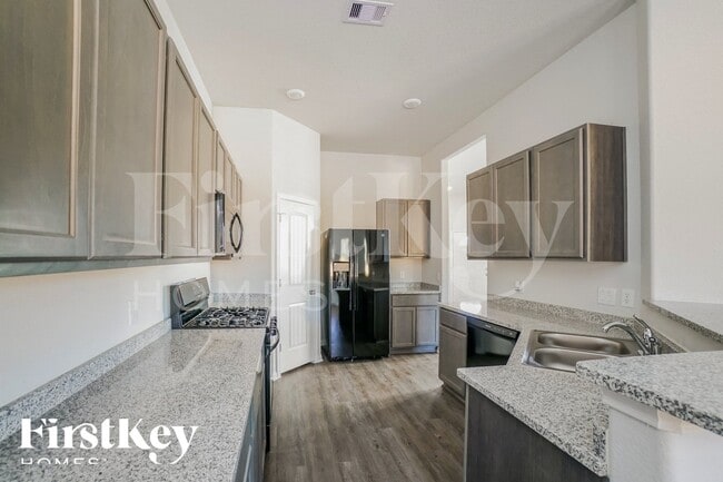 Building Photo - 11021 Patriot Ct