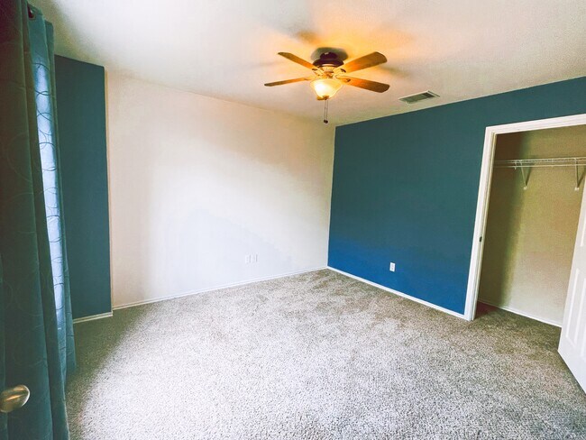 bedroom 2 - 577 Quarter Ave