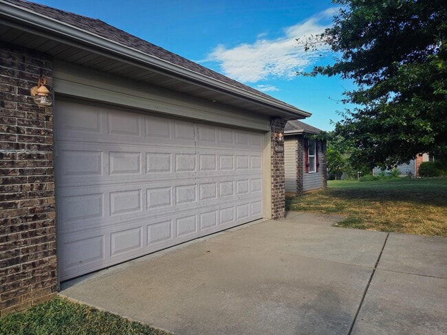 Building Photo - 408 W Choctaw