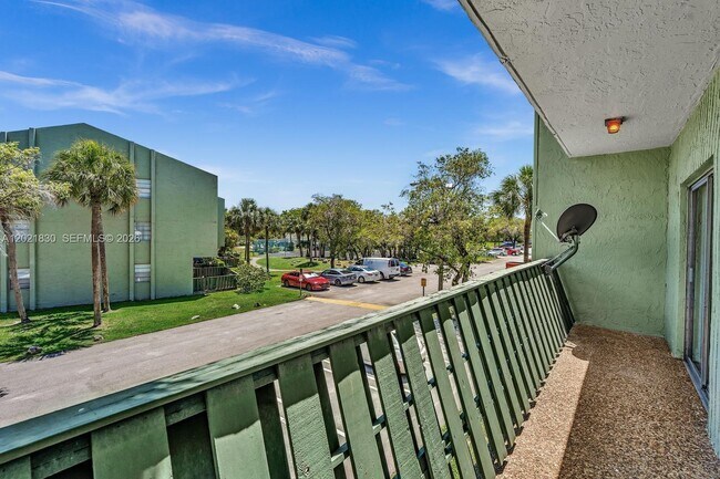 Building Photo - 8911 NW 28th Dr