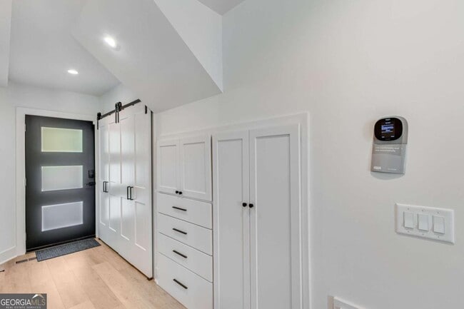 Building Photo - 775 Bradford St NW