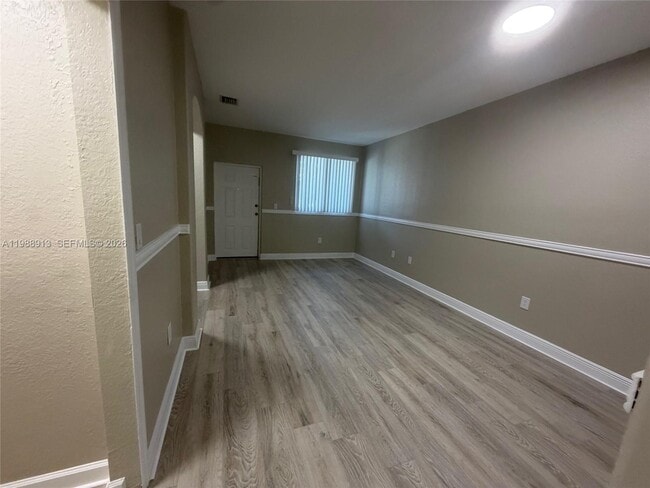 Building Photo - 2637 SE 16th Terrace