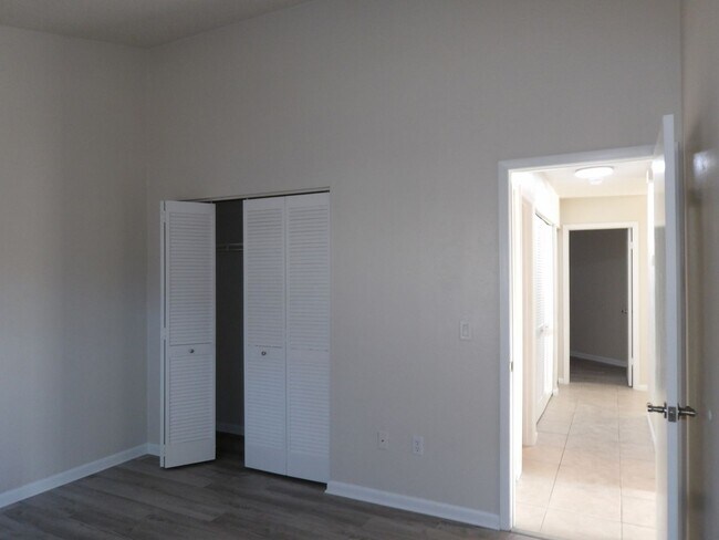 Building Photo - 75 A Wellwood Ln.