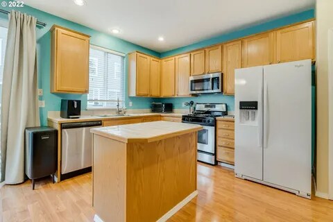 Building Photo - 16111 NW Fescue Ct
