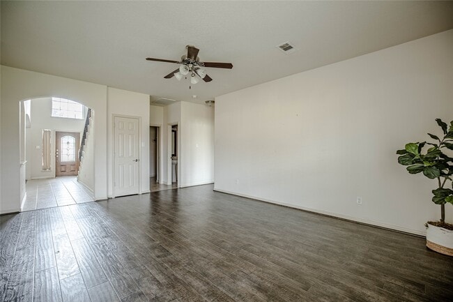 Building Photo - 22714 Pantego Ln