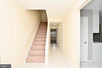 Building Photo - 2767 January Ct