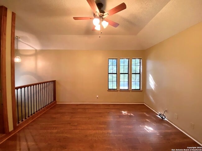 Building Photo - 8911 Shady Leaf