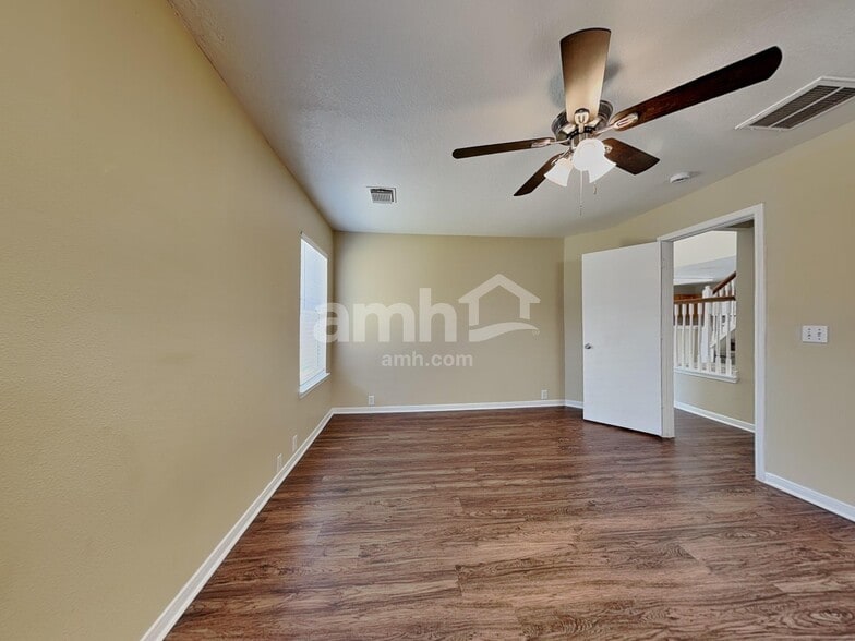 Building Photo - 651 Cypresswood Ter