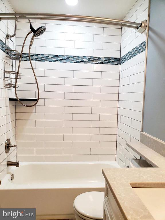 Building Photo - 12001 Brice House Ct