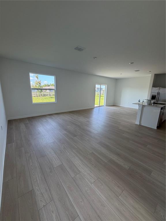 Building Photo - 6468 Domizio Dr