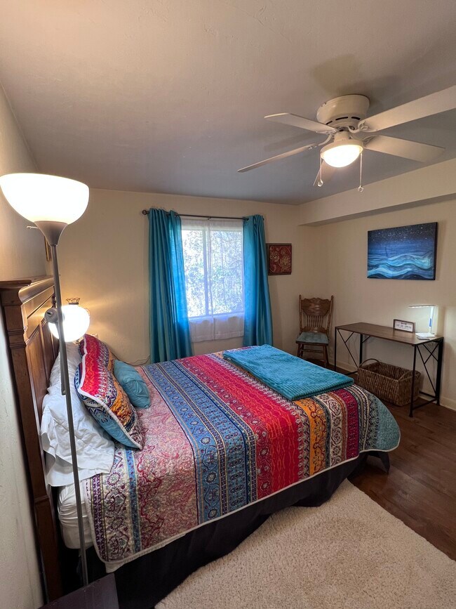 Building Photo - 89 SE 16th Ave