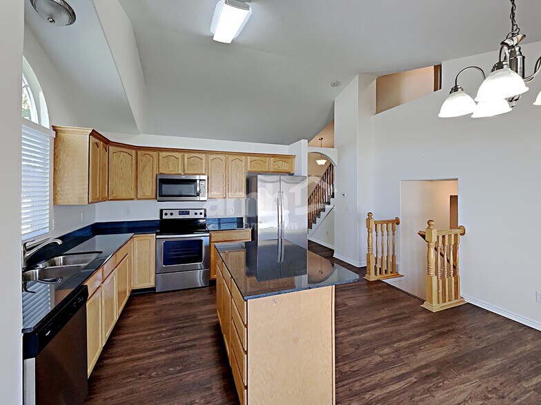 Building Photo - 4833 S 3575 W