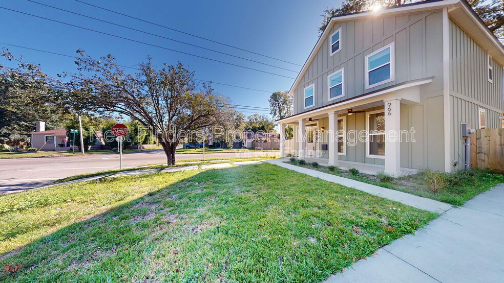 Building Photo - 966 Ingleside Ave