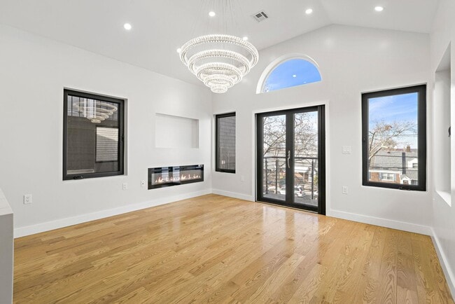 Building Photo - 482 John F. Kennedy Blvd