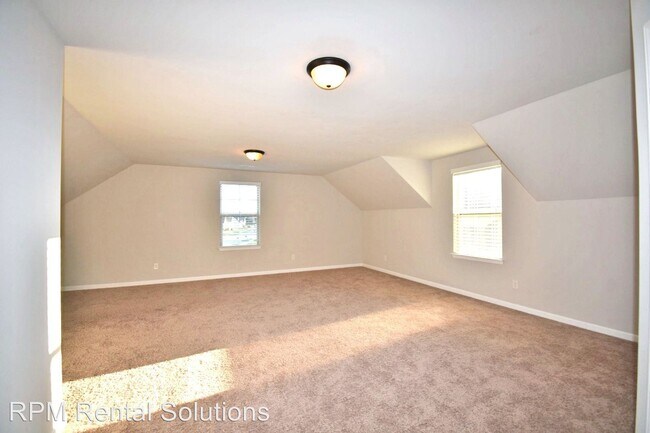 Building Photo - 4 br, 3 bath House - 1001 Kittywood Court