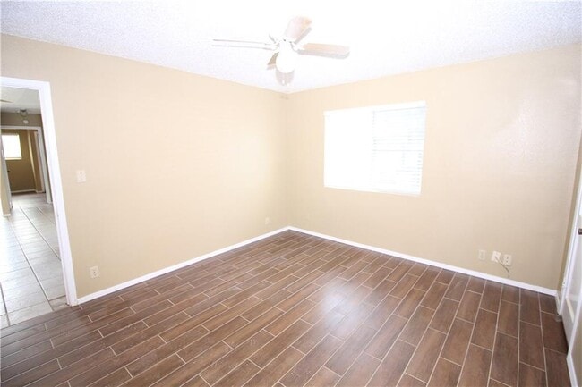 Building Photo - 12818 Copper Cliff Ave