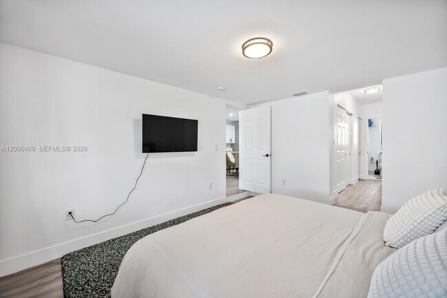 Building Photo - 11730 NW 3rd Ave