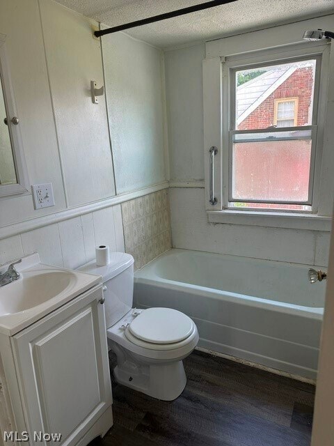 Building Photo - 505 6th St