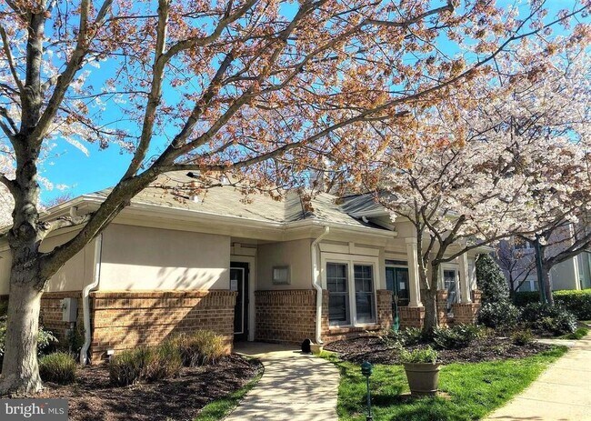 Building Photo - 12020 Taliesin Pl