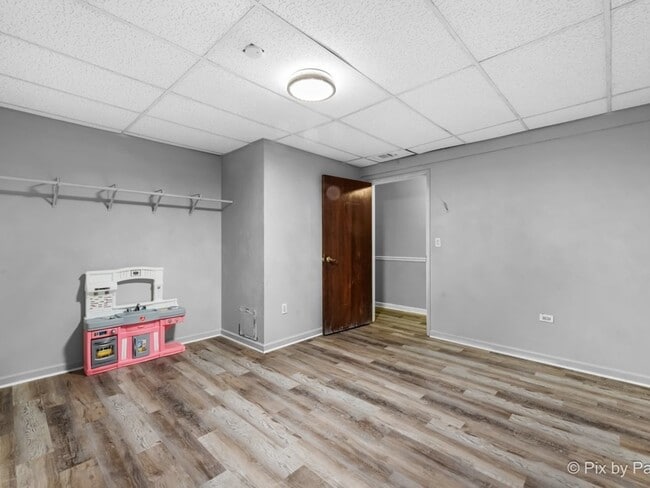 Building Photo - 4909 Spencer Ave