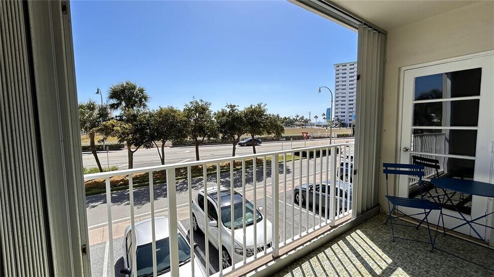 Building Photo - 4117 Bougainvilla Dr
