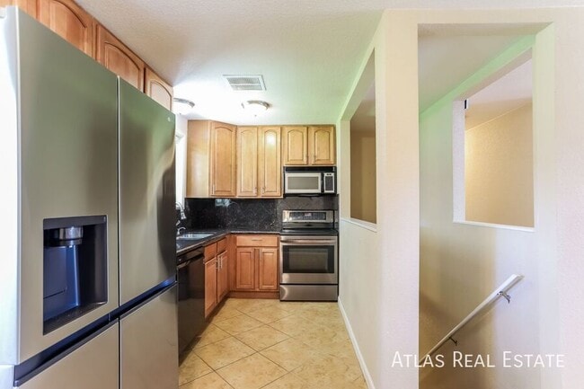 Building Photo - 6795 Allison St