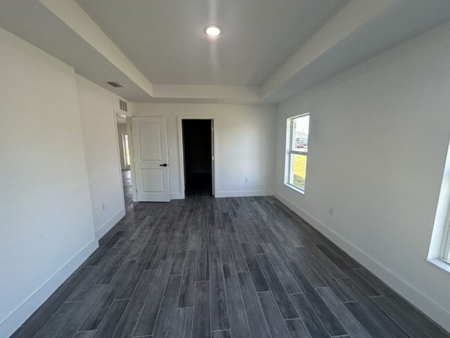 Building Photo - 1801 NW 13th Terrace