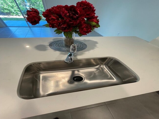 Building Photo - 6579 SW 81st Lp