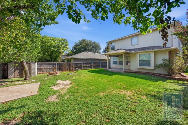Building Photo - 1506 Fort LLoyd Pl